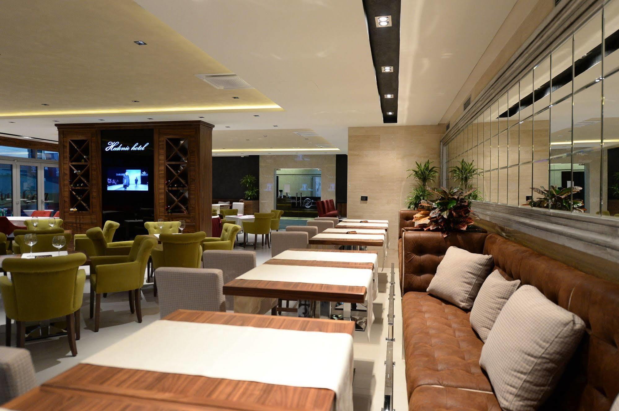 Hotel Hedonic Belgrad Exterior foto