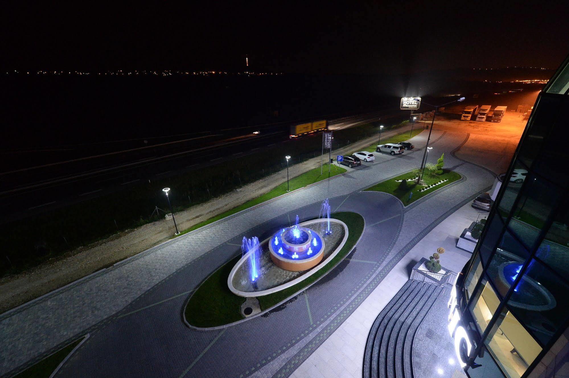Hotel Hedonic Belgrad Exterior foto